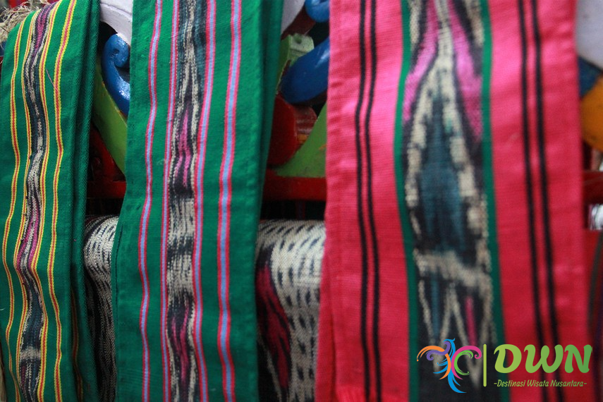 Ulap Doyo: Oleh-Oleh Kain Tradisional Suku Dayak
