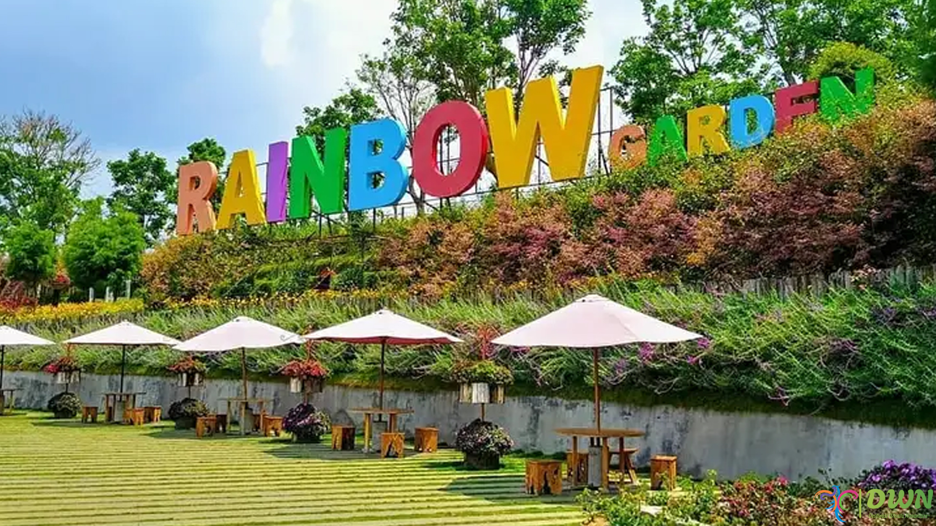 Keindahan Warna-warni Eksotis di Rainbow Garden Lembang