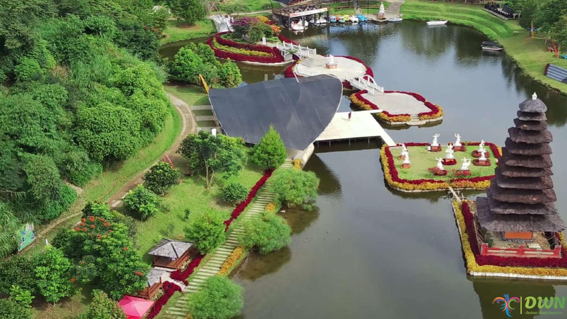 Taman Lembah Dewata Surga Alam Asri & Sejuk Baru di Lembang