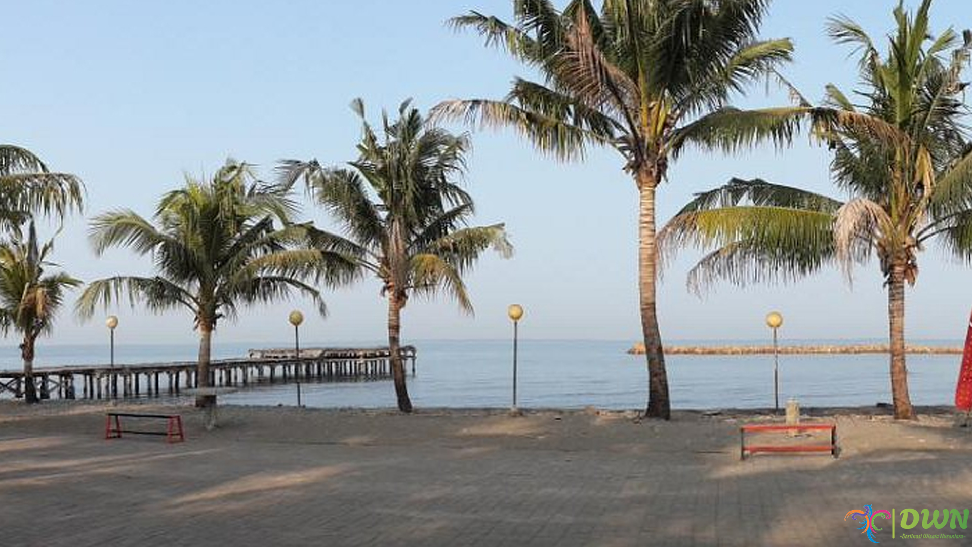 Rileks Maksimal di Pantai Akkarena, Spot Favorit Santai Makassar