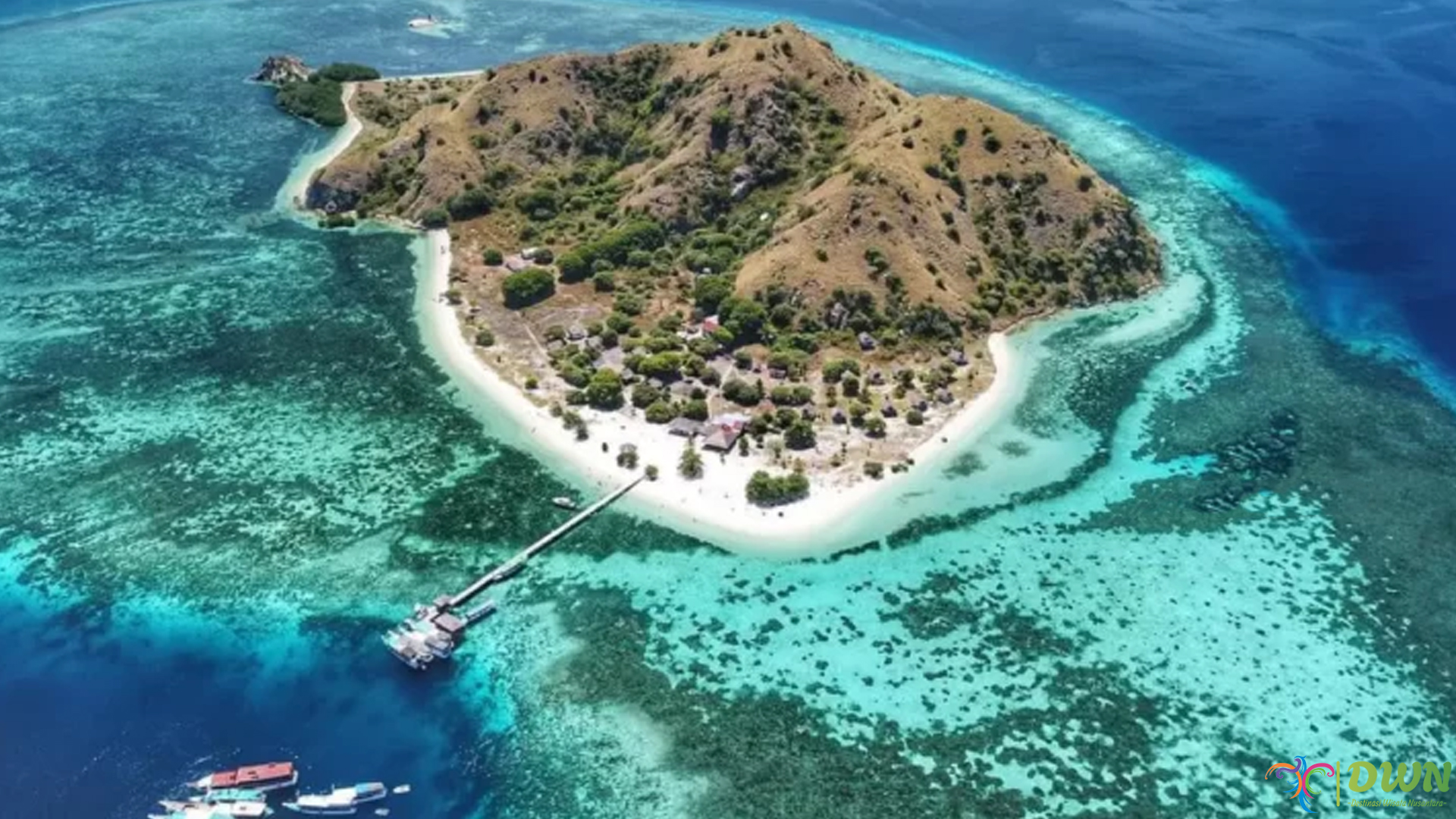 Melepas Penat di Kanawa Island, Spot Favorit Pecinta Alam