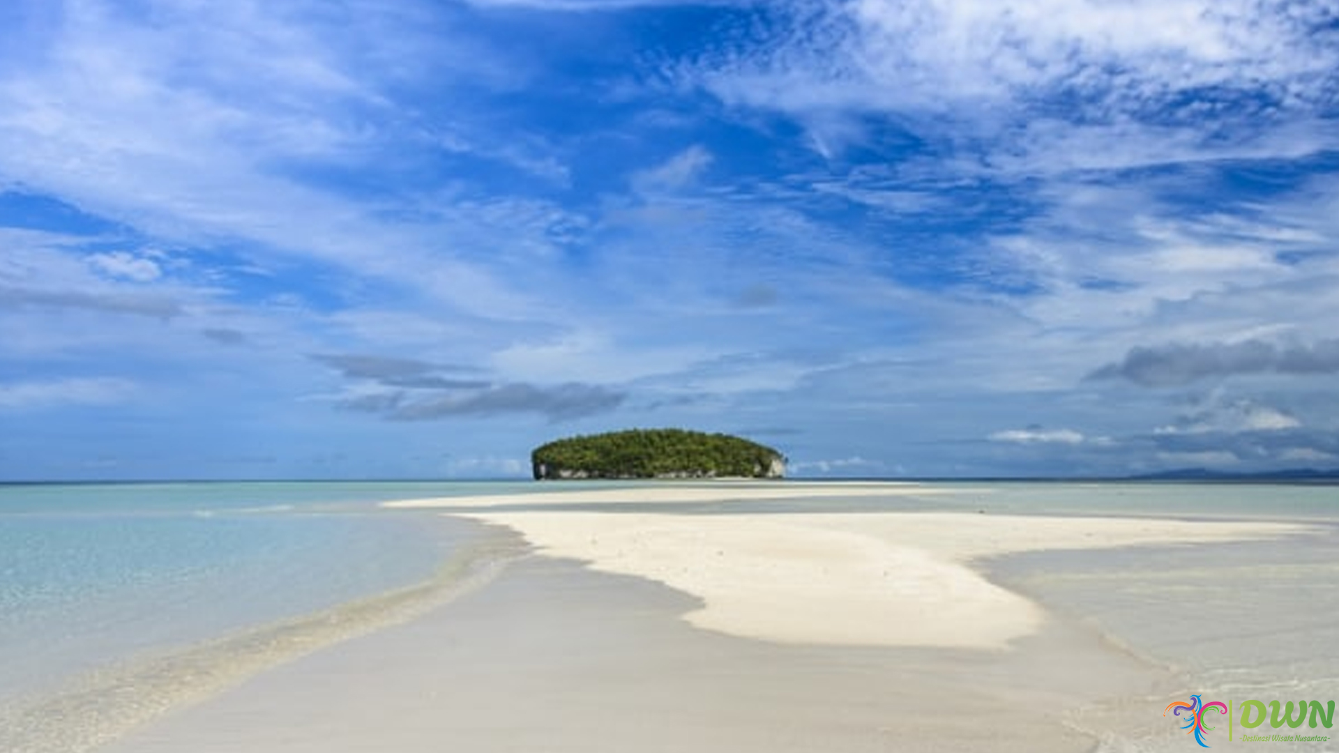 Pesona Pantai Pasir Timbul: Surga Tersembunyi yang Bikin Rindu