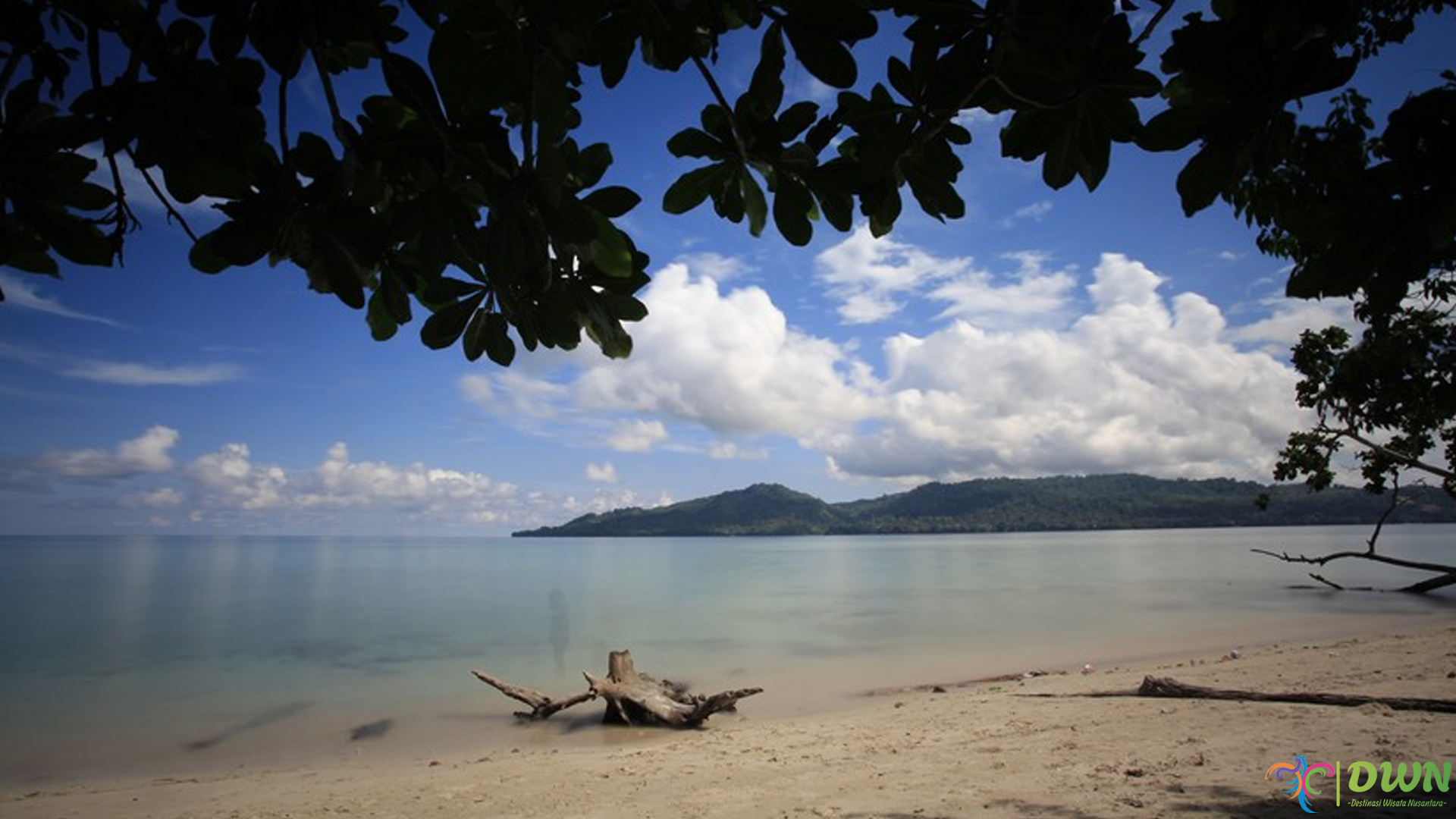 Pantai Sopapei: Rileksasi dan Keindahan Alam dalam Satu Tempat