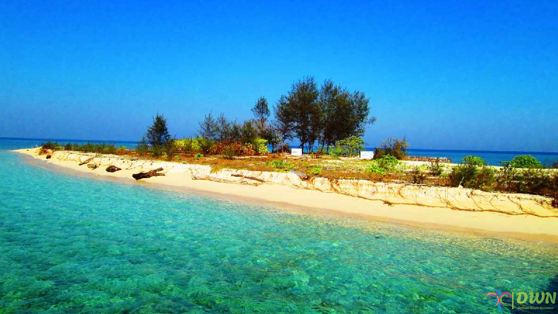 Menikmati Keindahan Tersembunyi di Pulau Kodingareng Keke