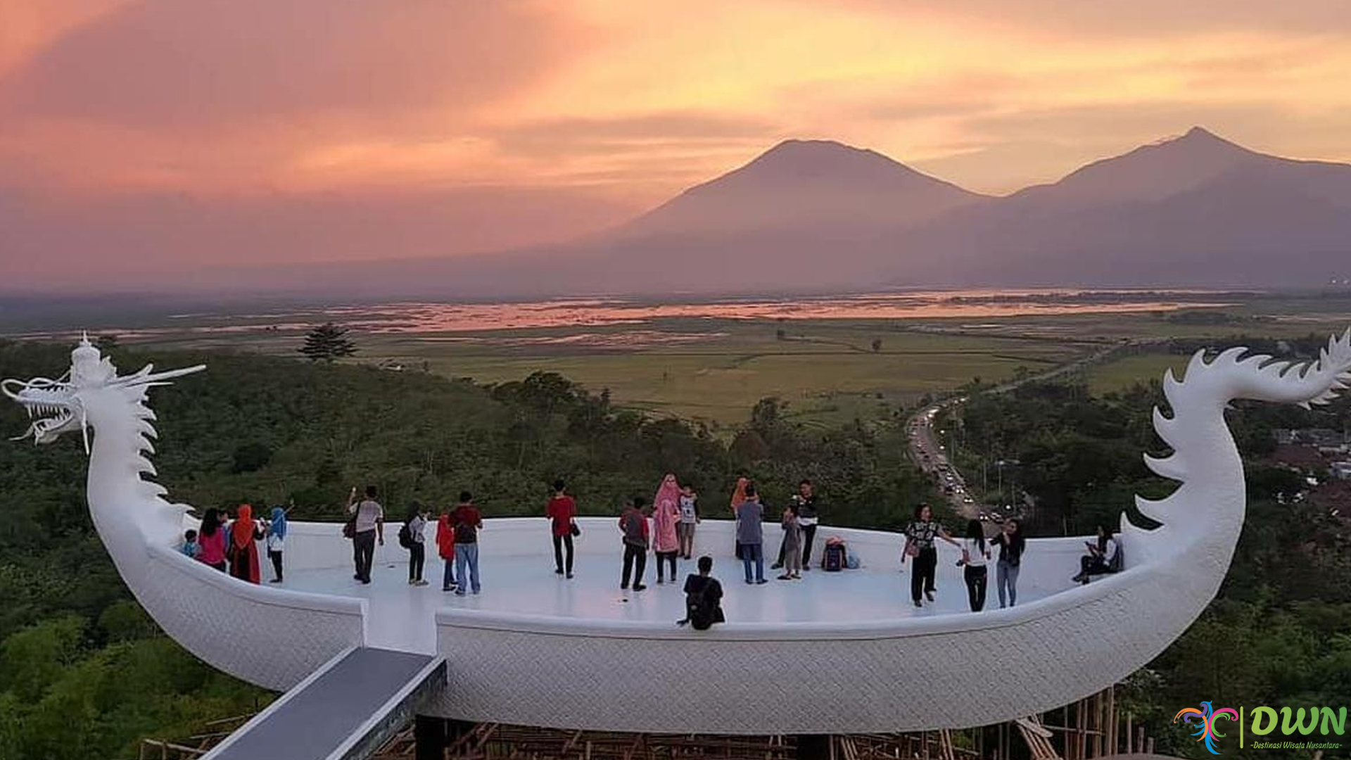 Nongkrong Hits? Langsung Cus ke Eling Bening yang Juara2