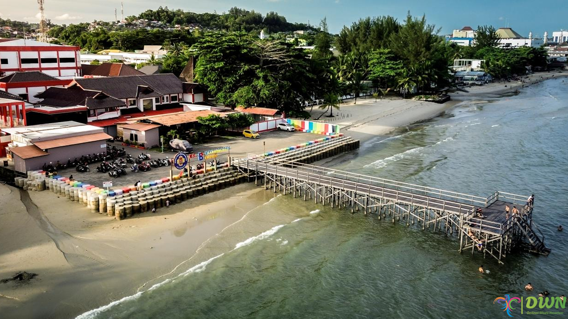 Nikmati Pesona Pantai Kemala dengan 3 Spot Foto Terbaik