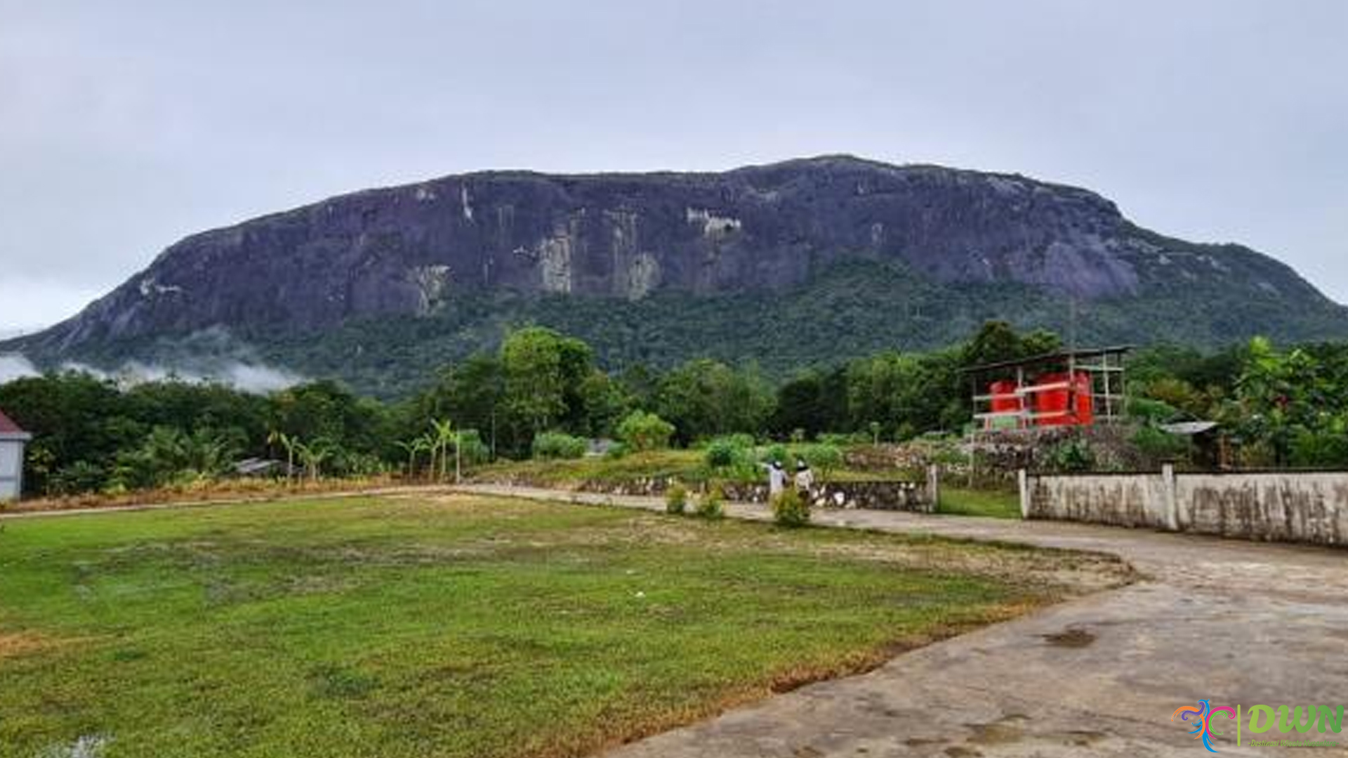 Wisata Bukit Kelam, Batu2 Raksasa yang Bikin Mata Terpana