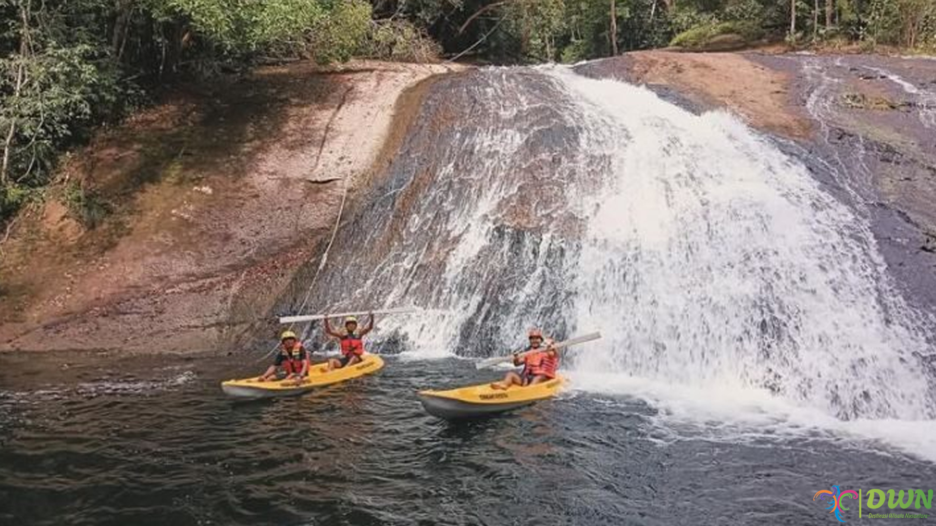 Air Terjun Tembalang: 4 Alasan Wajib Masuk Daftar Liburanmu