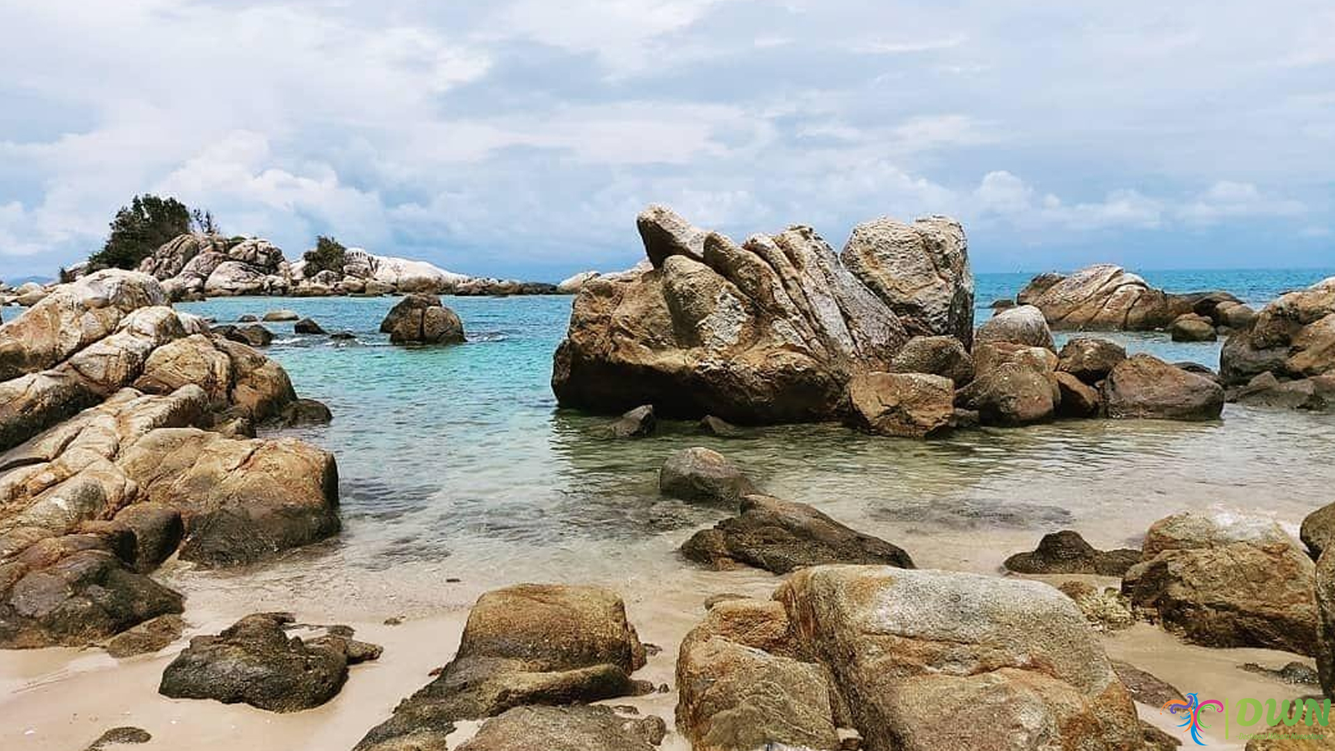 Liburan Seru di Pantai Parai Tenggiri: 3 Aktivitas Wajib Dicoba