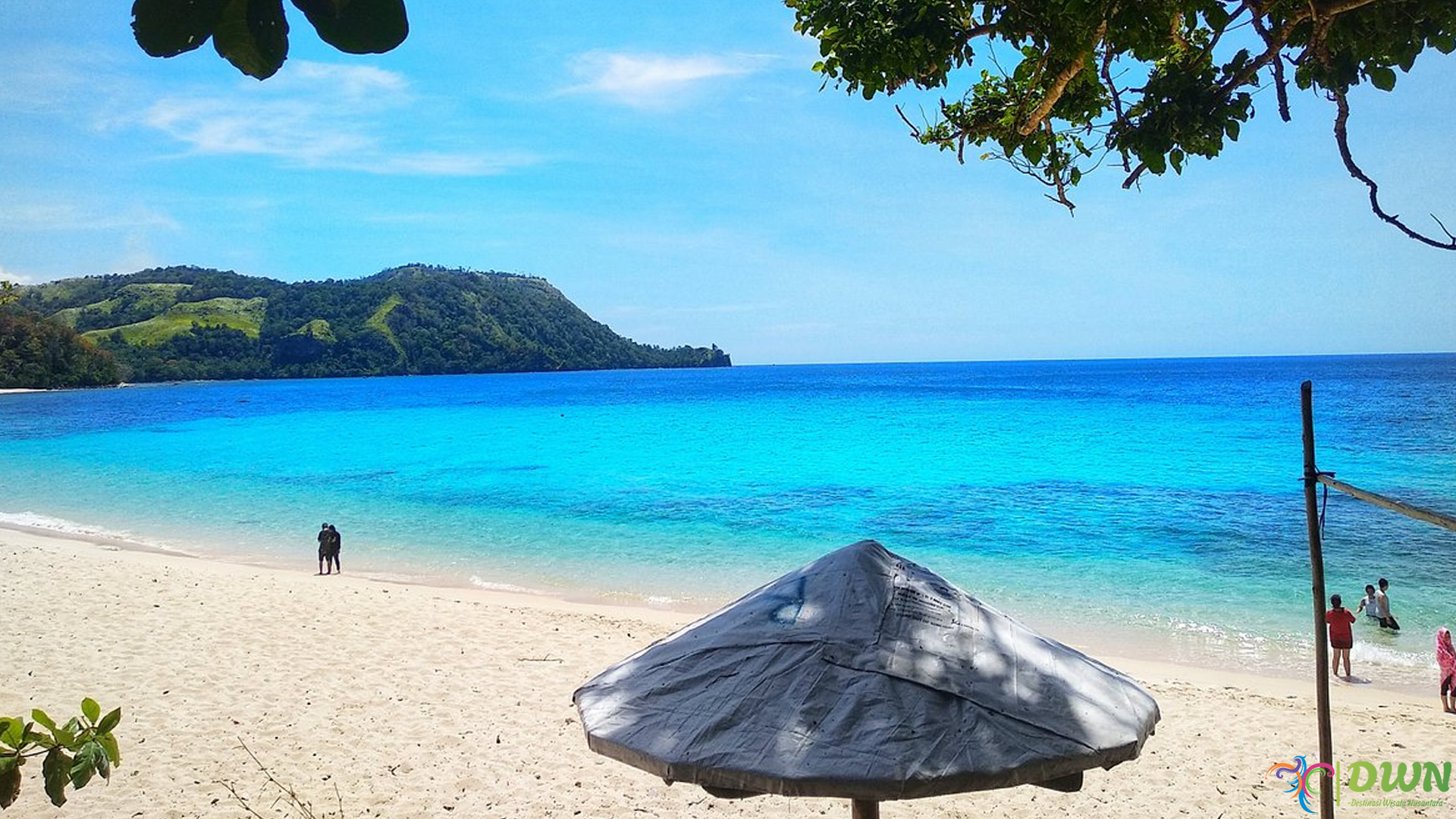 Pantai Paal Tempat Santai dengan 5 Nuansa Sunset Menawan