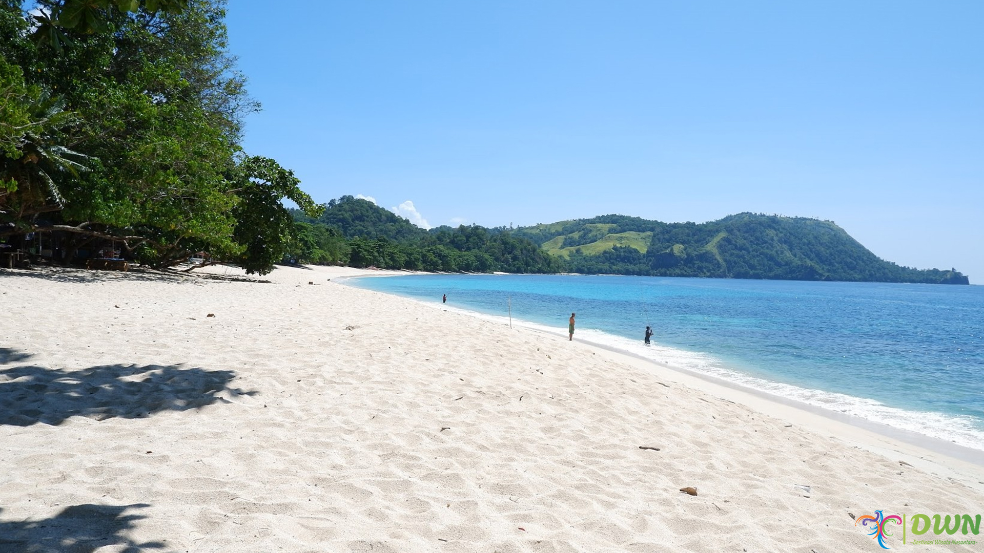 Pantai Paal Tempat Santai dengan 5 Nuansa Sunset Menawan