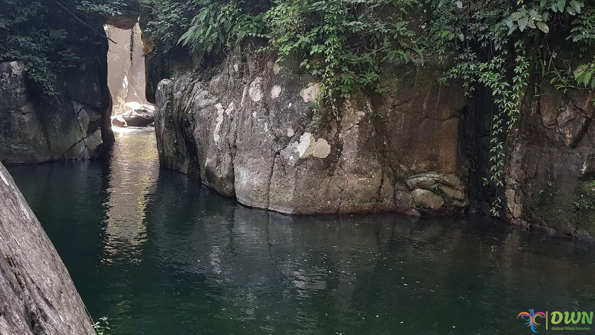 4 Pesona Alam yang Menarik Keindahan Ngungun Saok