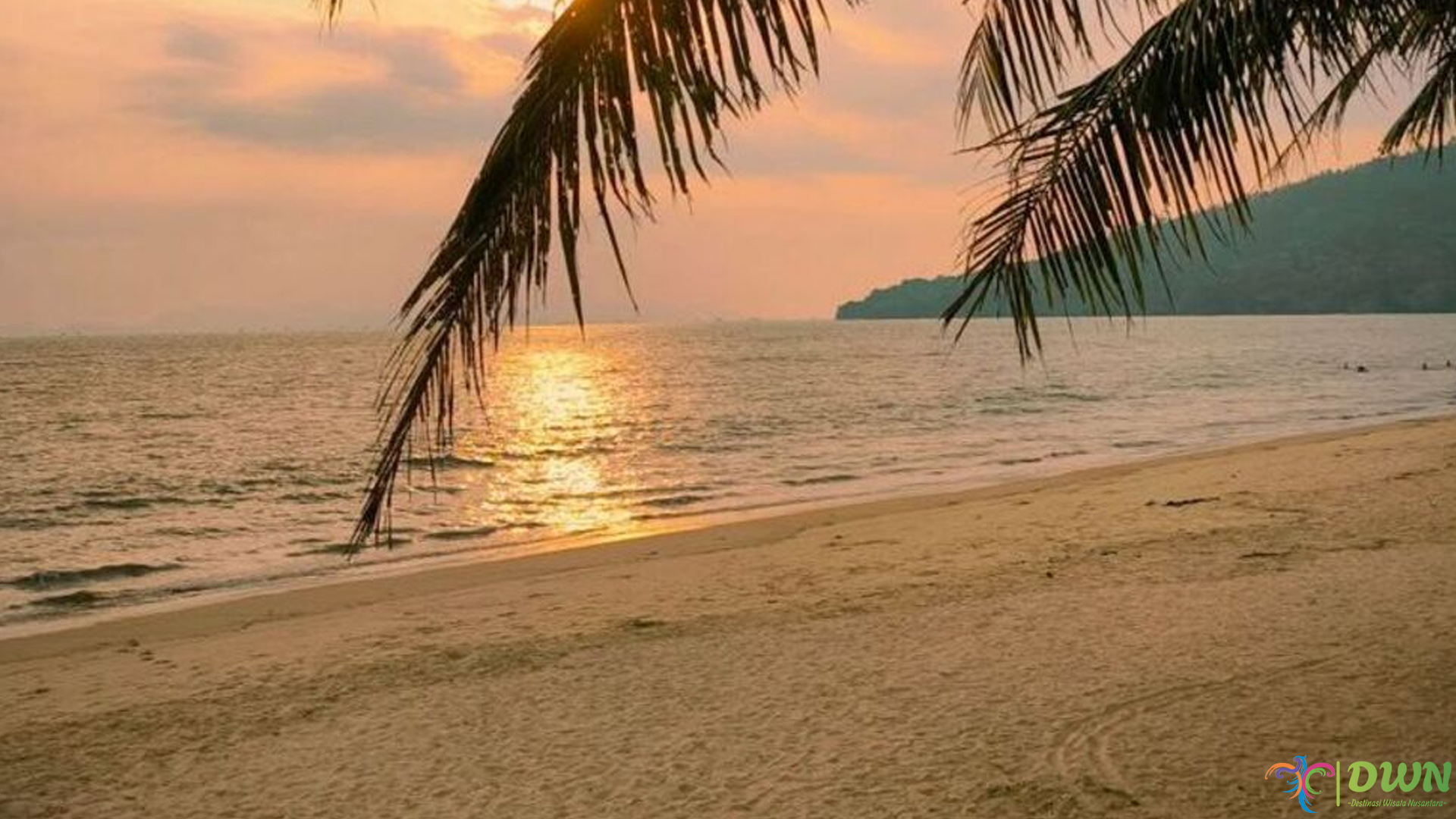 Temukan 5 Keindahan Tersembunyi Pantai Pandan Tapteng