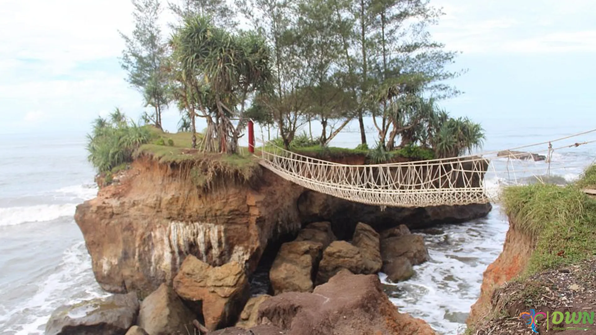 Pantai Sungai Suci: 5 Alasan Mengapa Kamu Harus Berkunjung