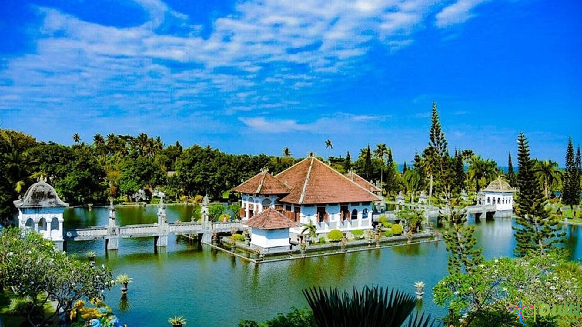 5 Pesona Taman Ujung Bali yang Wajib Masuk Daftar Liburanmu