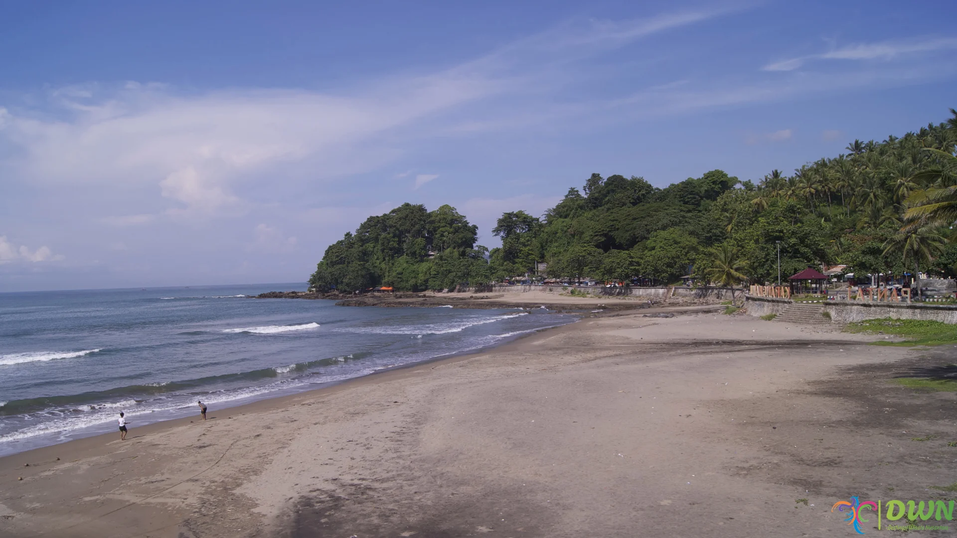 Pantai Karang Hawu dan 5 Spot Kece yang Wajib Lo Sambangi