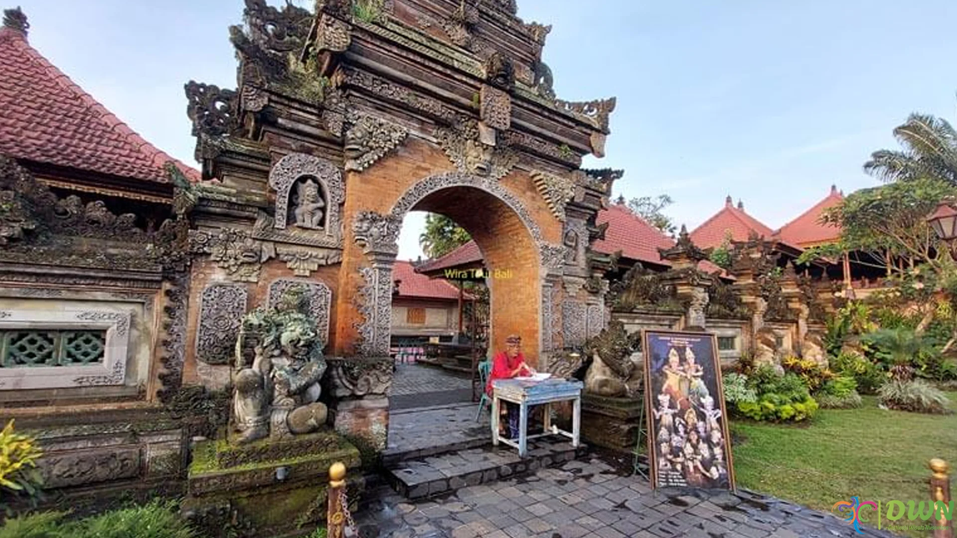 Ubud Palace, 4 Tempat Populer Untuk Menikmati Seni Dan Budaya Bali
