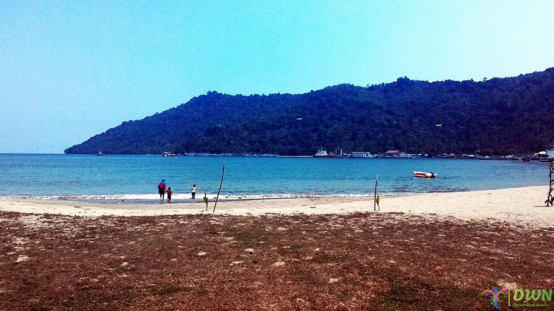 5 Spot Ombre Tenang Pantai Sako Bungus yang Ngegas