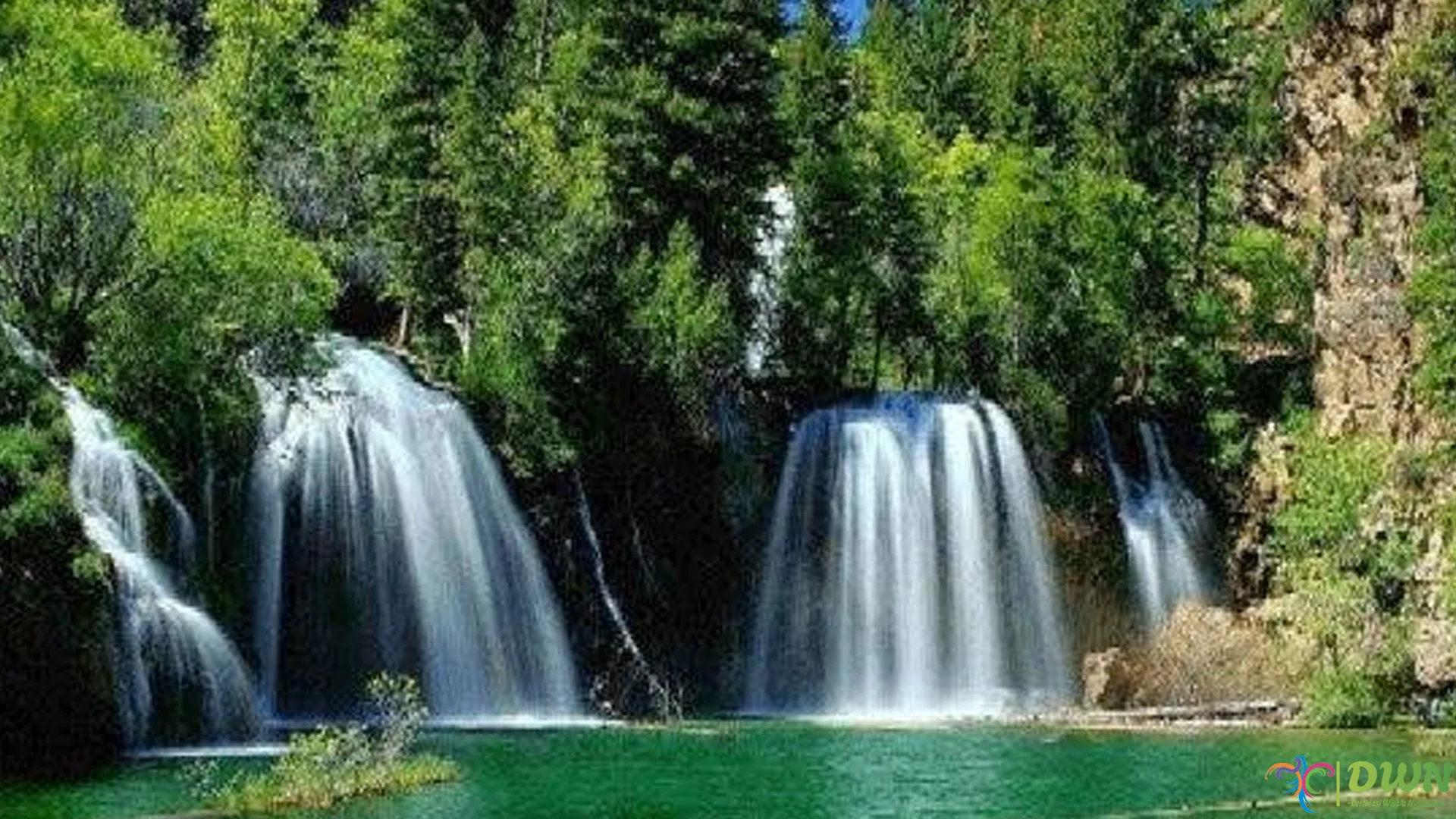 5 Alasan Wisatawan Wajib Mengunjungi Lematang Indah Air Terjun