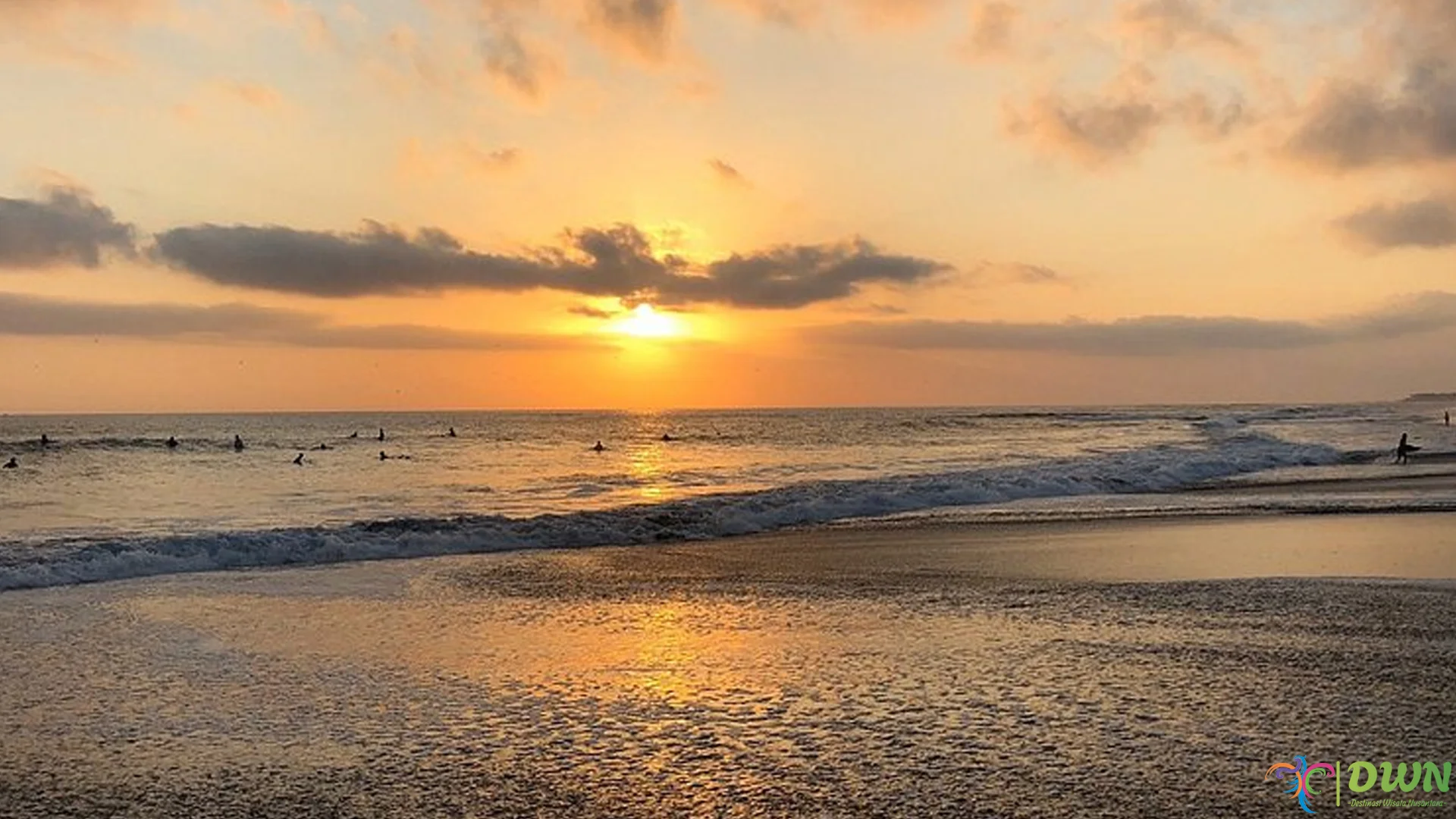 5 Alasan Wisata Pantai Berawa Jadi Destinasi Populer Liburan di Bali