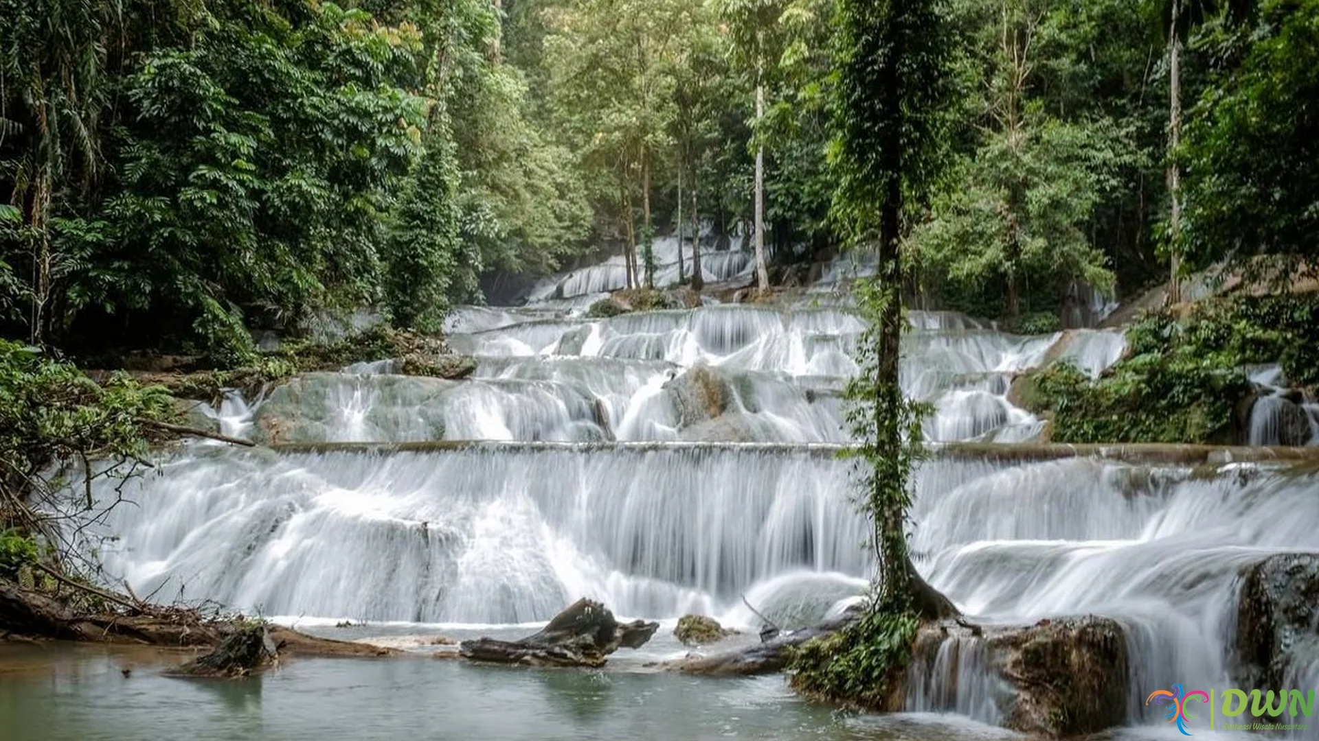 Wisata Air Terjun Moramo Tawarkan 5 Spot Sunset Yang Memukau
