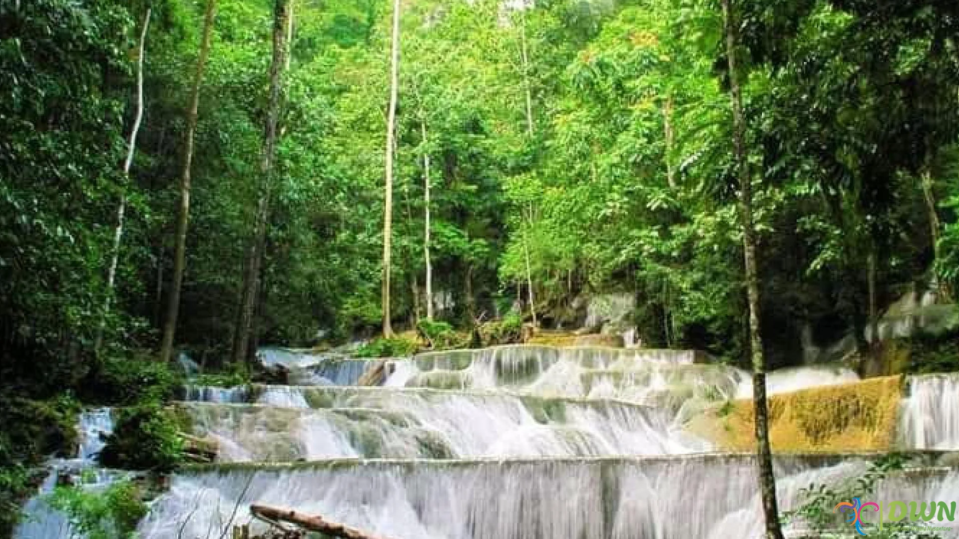 Wisata Air Terjun Moramo Tawarkan 5 Spot Sunset Yang Memukau