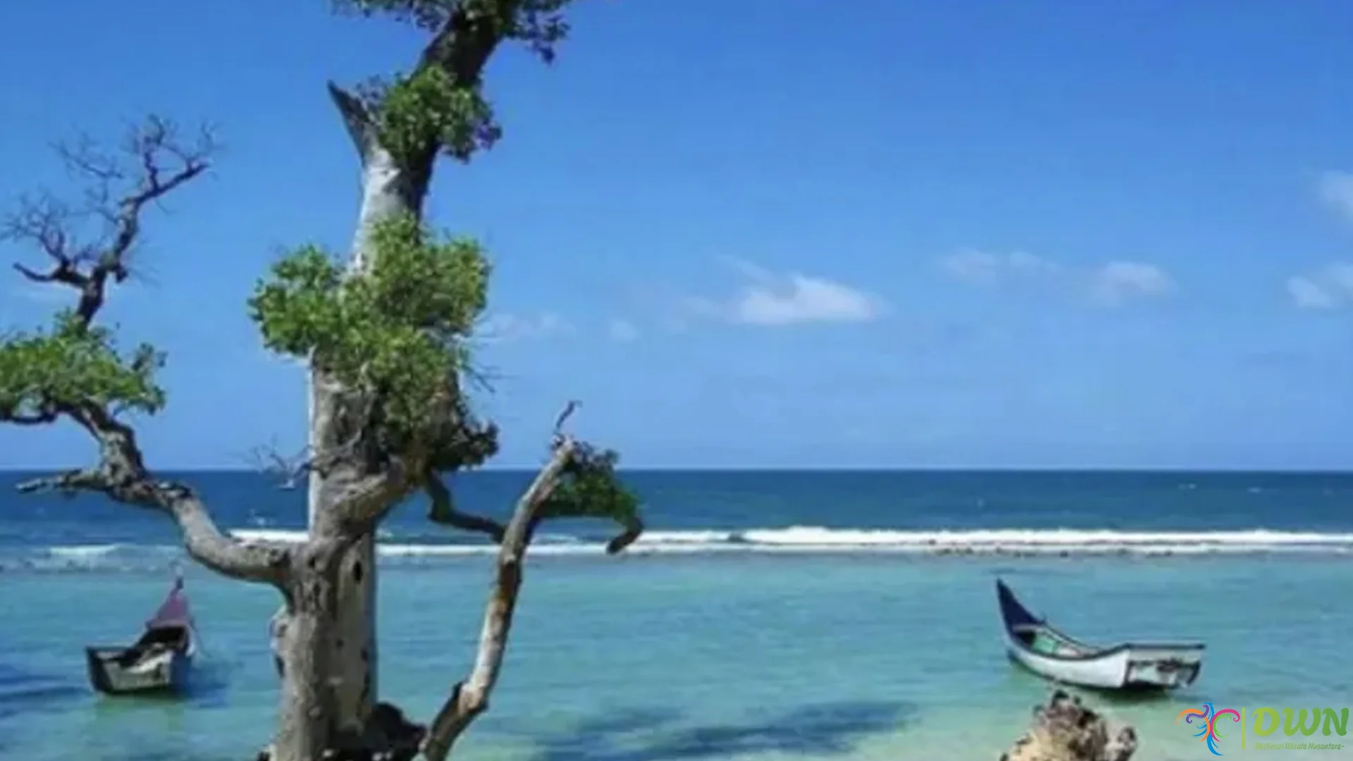 5 Alasan Pantai Lhok Mee Jadi Destinasi Populer Liburan Keluarga