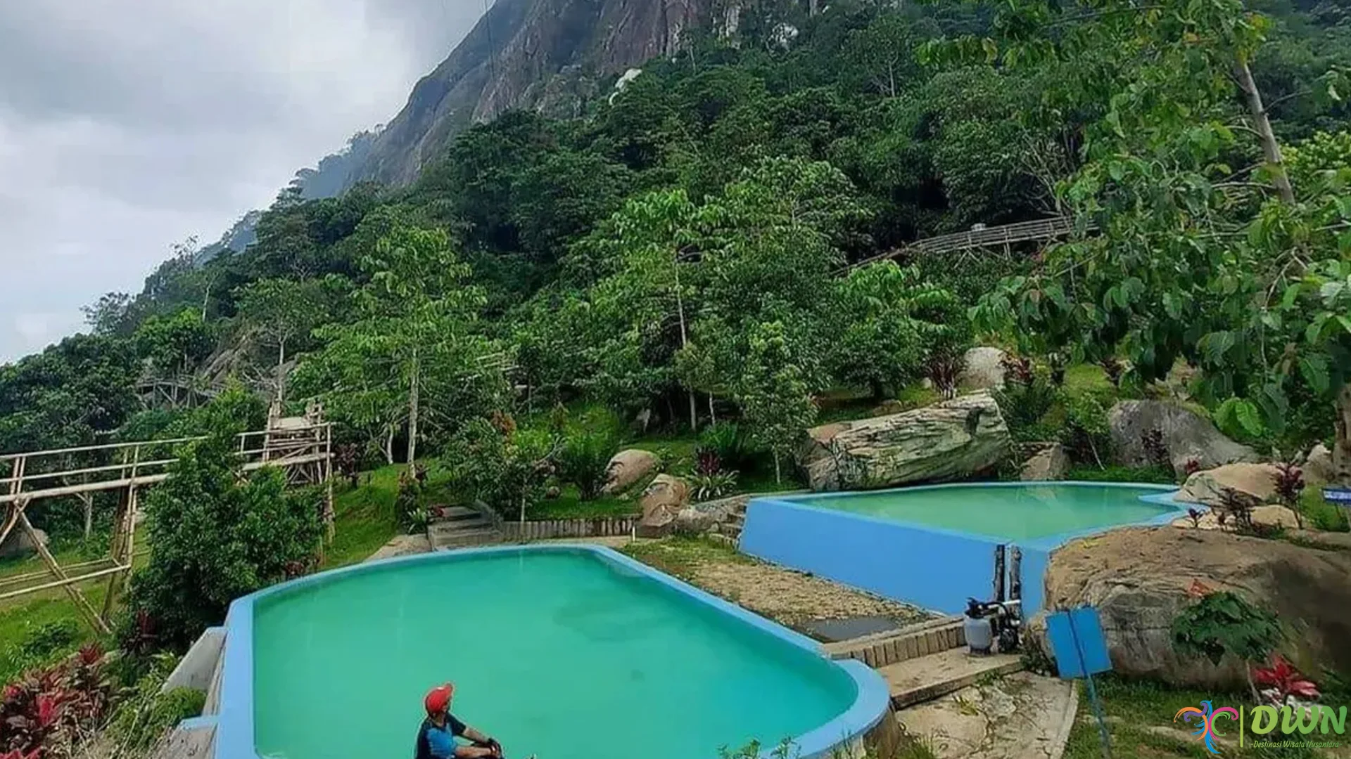 5 Spot Sunrise Dan Sunset Terbaik Di Wisata Sasak Panyawangan