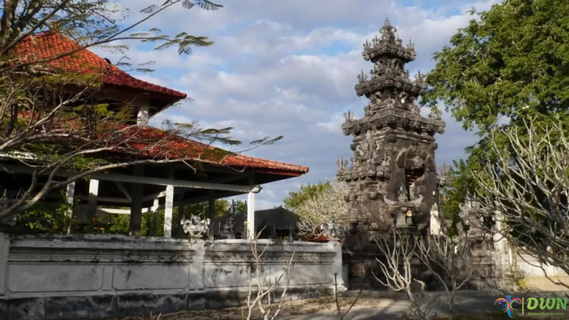 5 Spot Wisata Pura Sakenan Yang Wajib Dikunjungi Saat Berlibur