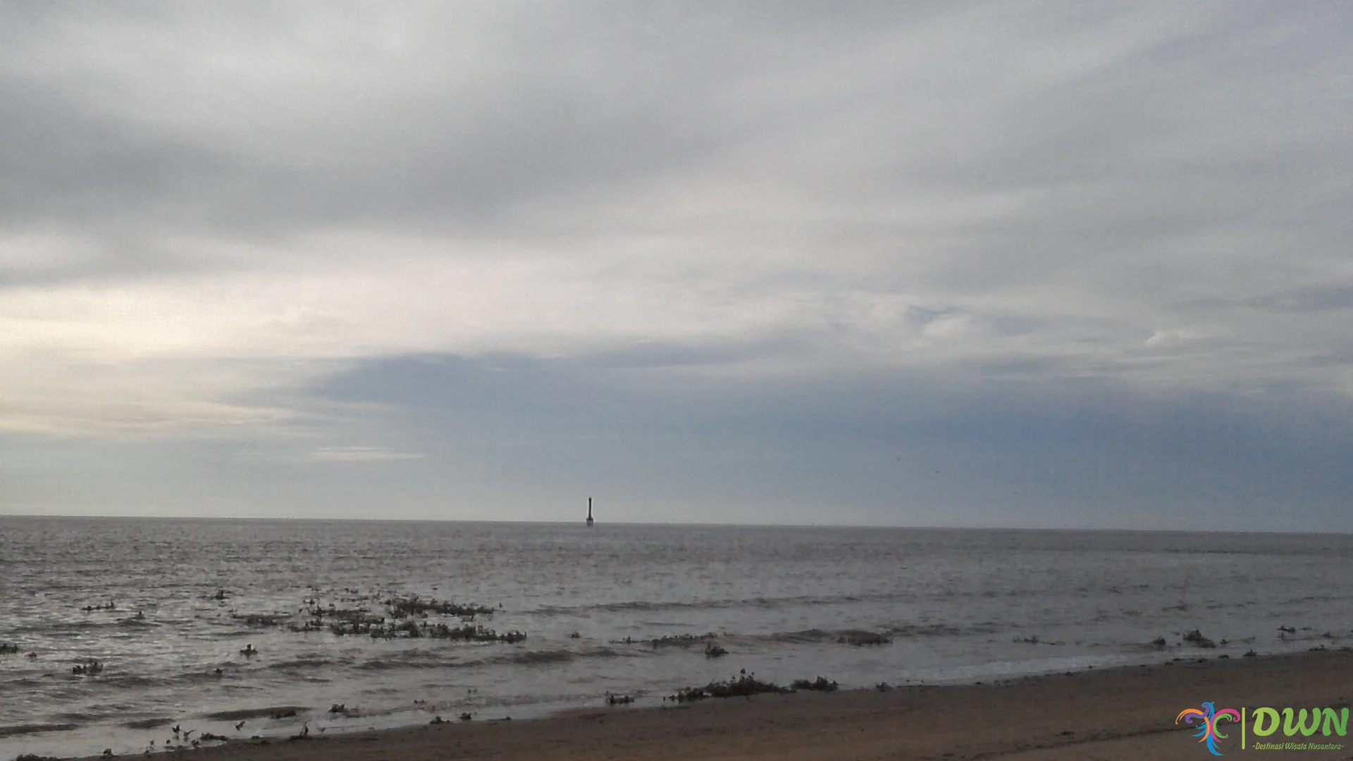 5 Alasan Pantai Takisung Wajib Masuk Daftar Liburan Tahun Ini