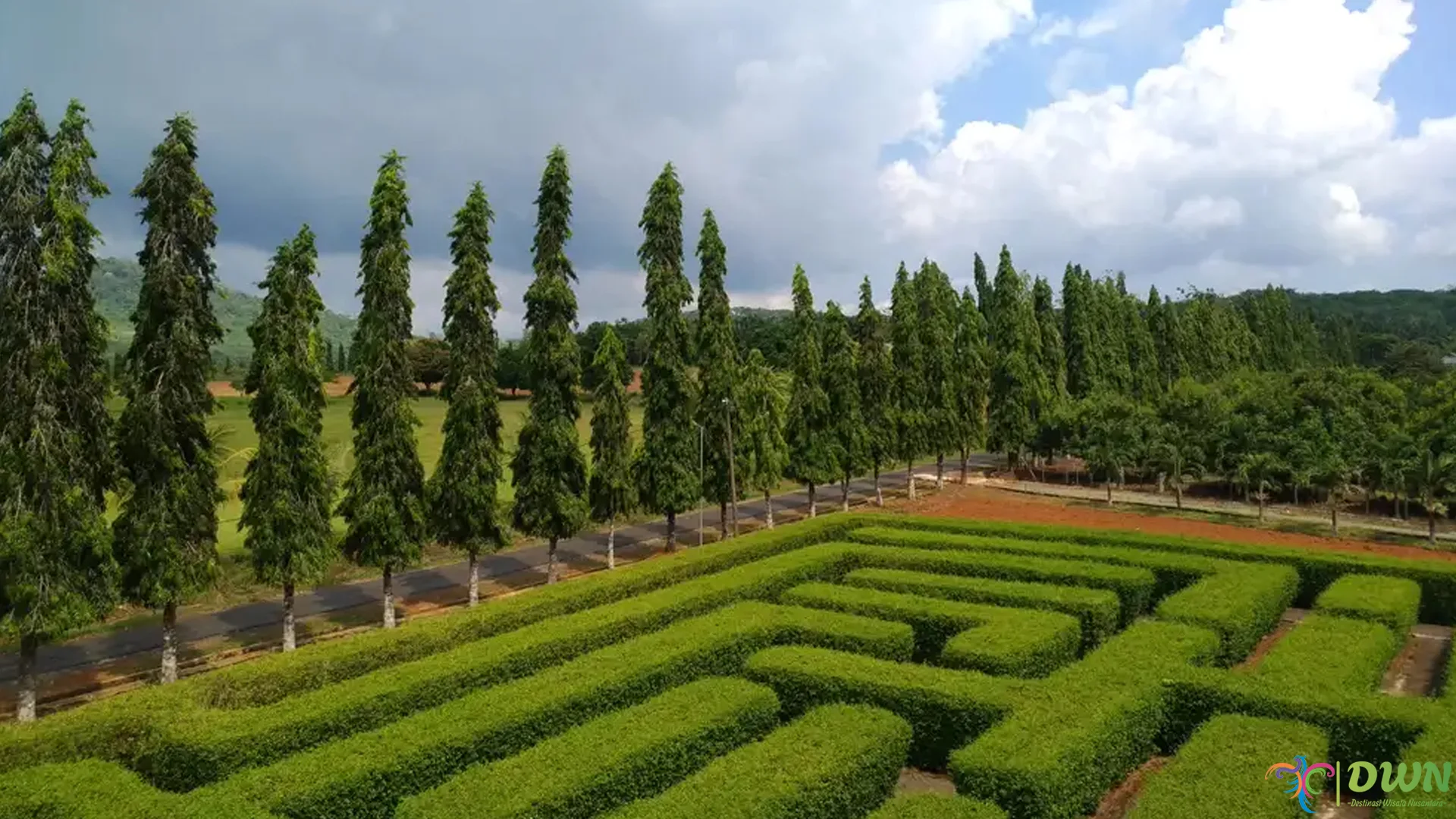 Taman Labirin Pelaihari 4 Tiket Masuk Murah Meriah