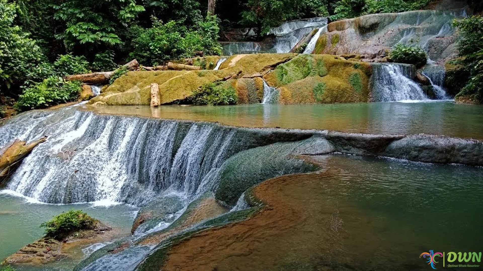 Air Terjun Moramo 5 Spot Instagramable Wajib Dikunjungi